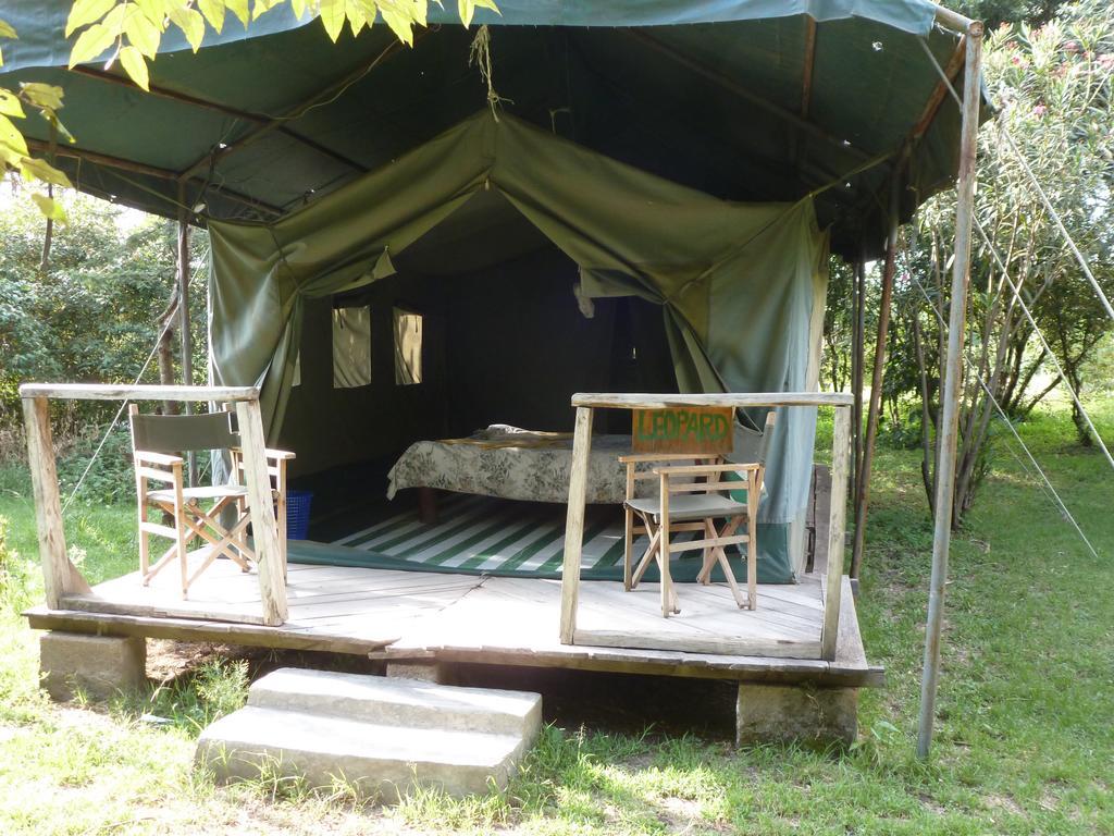 Hotel Enchoro Wildlife Camp Ololaimutiek Exterior foto